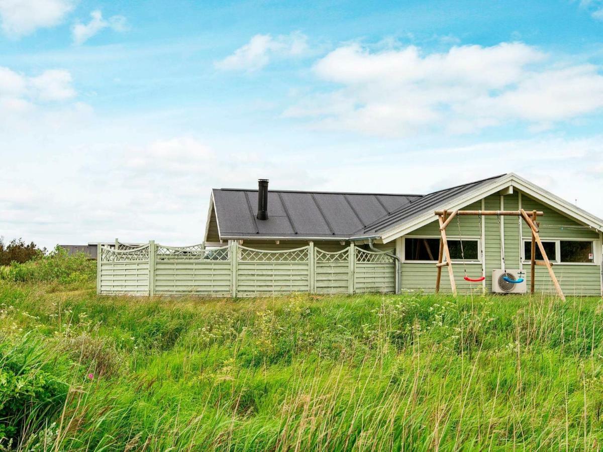 6 Person Holiday Home In R M Bolilmark エクステリア 写真